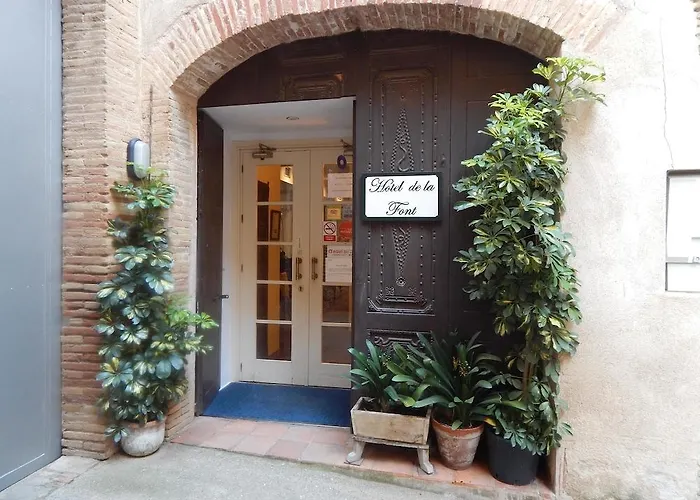 Hotel De La Font 2*