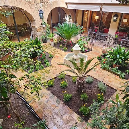 فندق De La Font
