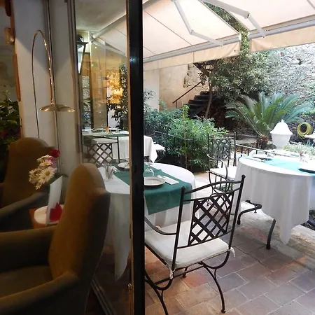 De La Font Hotel