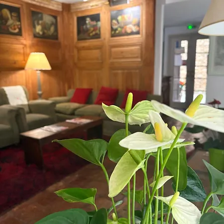 De La Font 2* Peralada